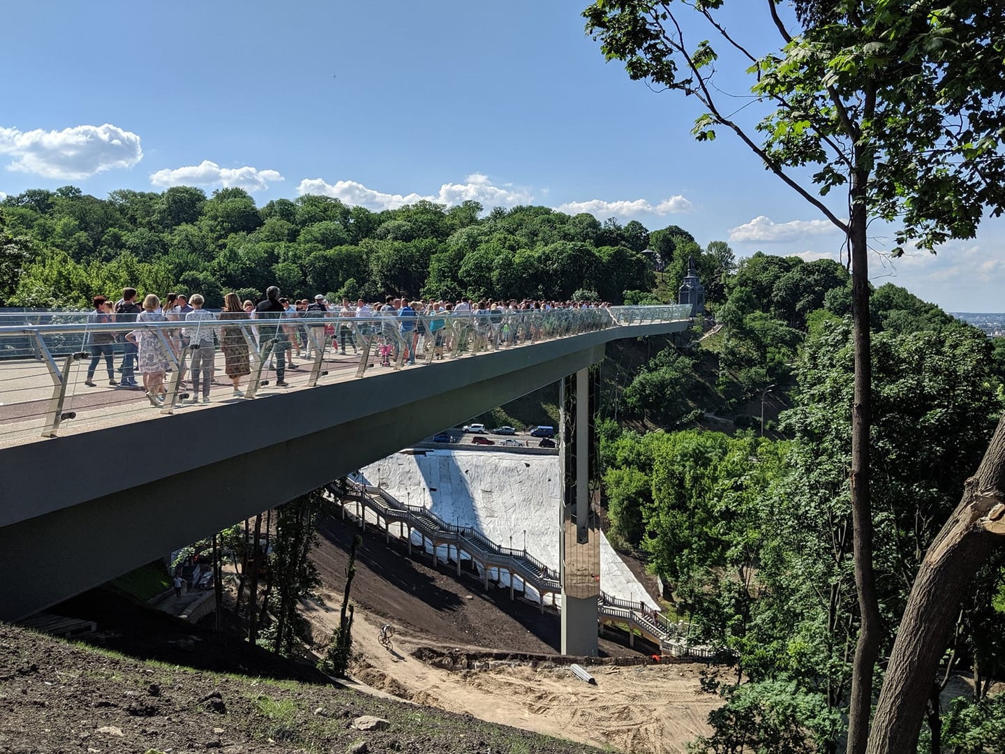 Kyiv Pedestrian Bridge