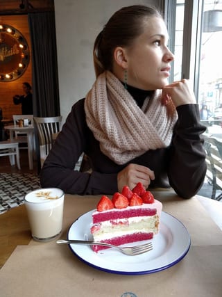 Victoria's Secret Cake, Kyiv
