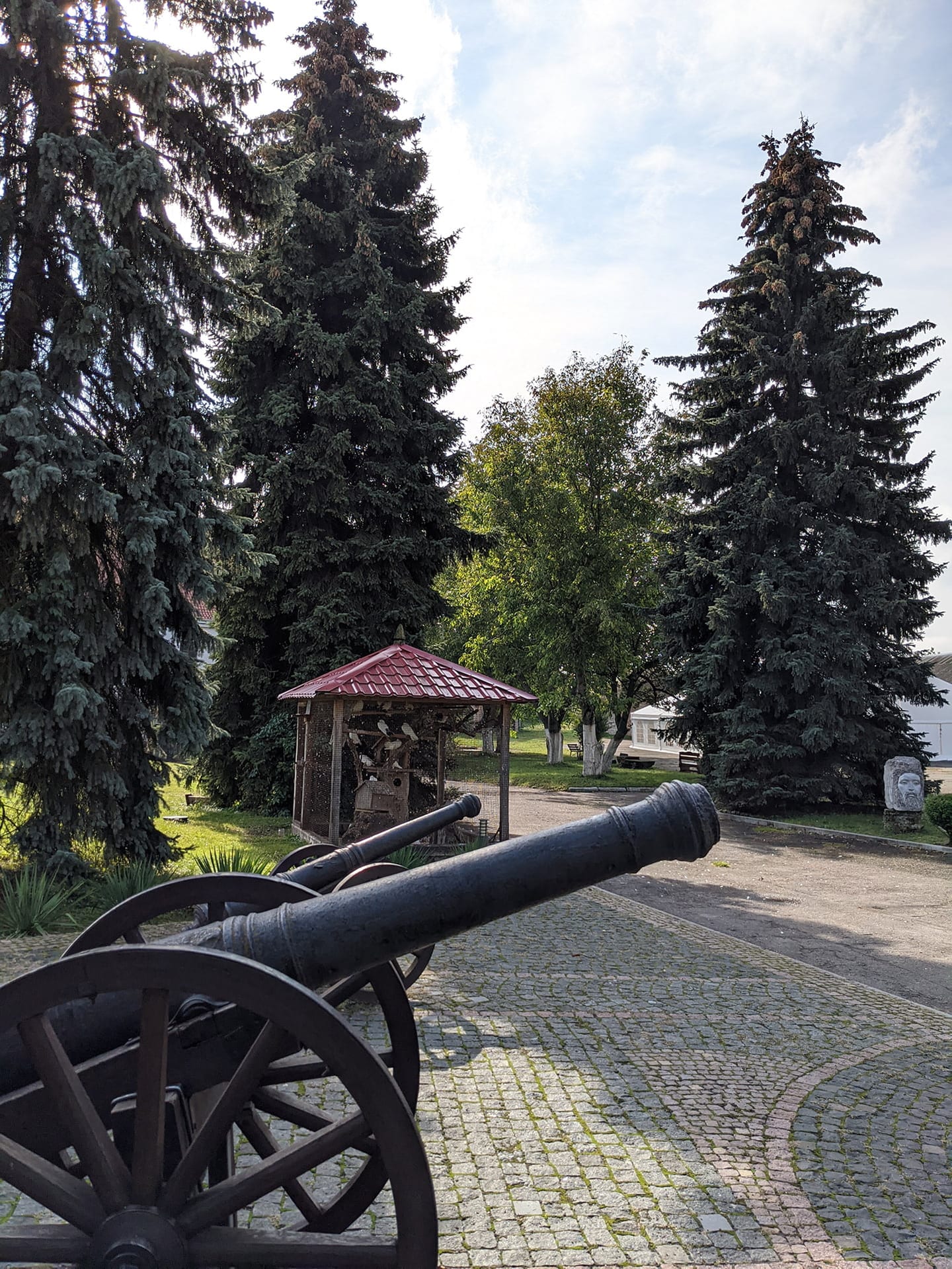 Cannons lined up along the castle wall